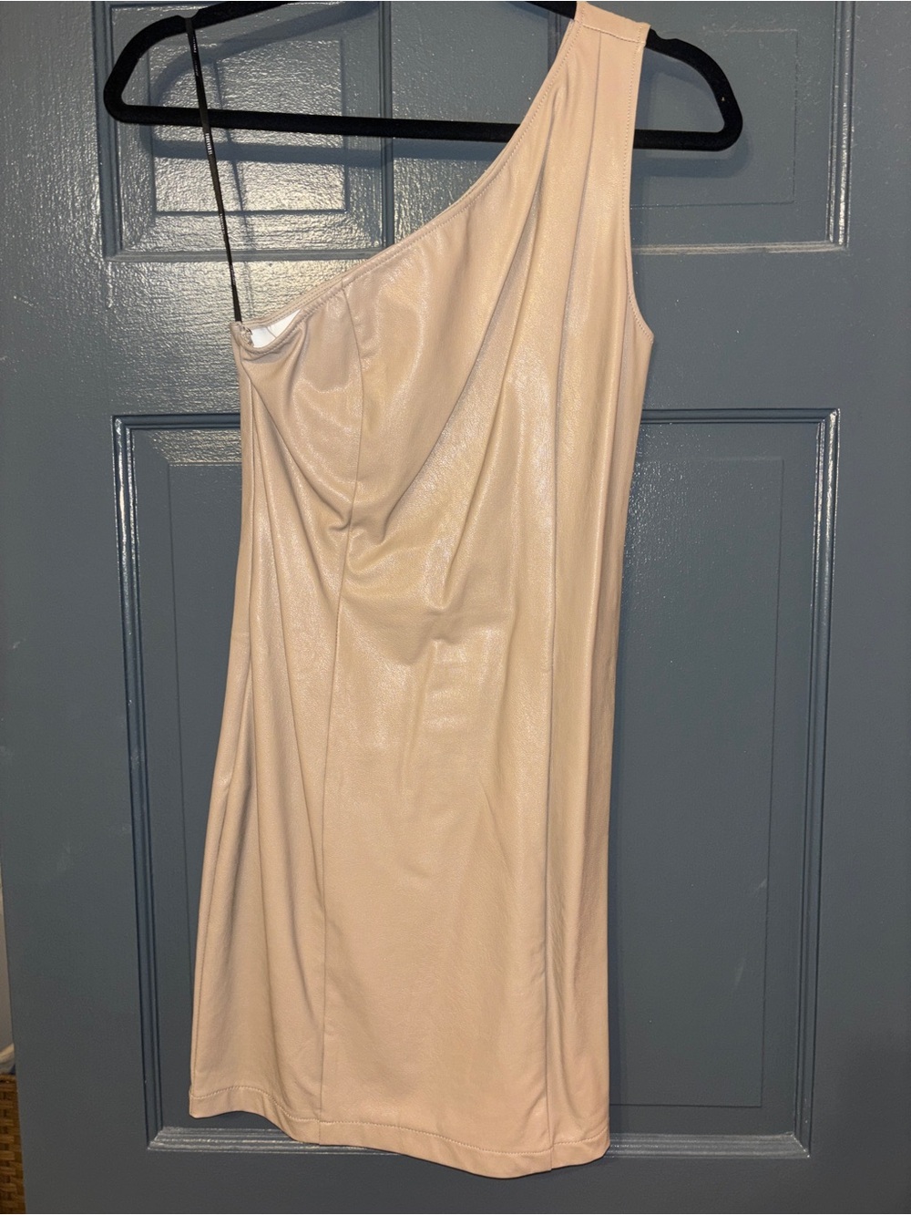 Forever 21 One-Shoulder Mini Dress in Nude